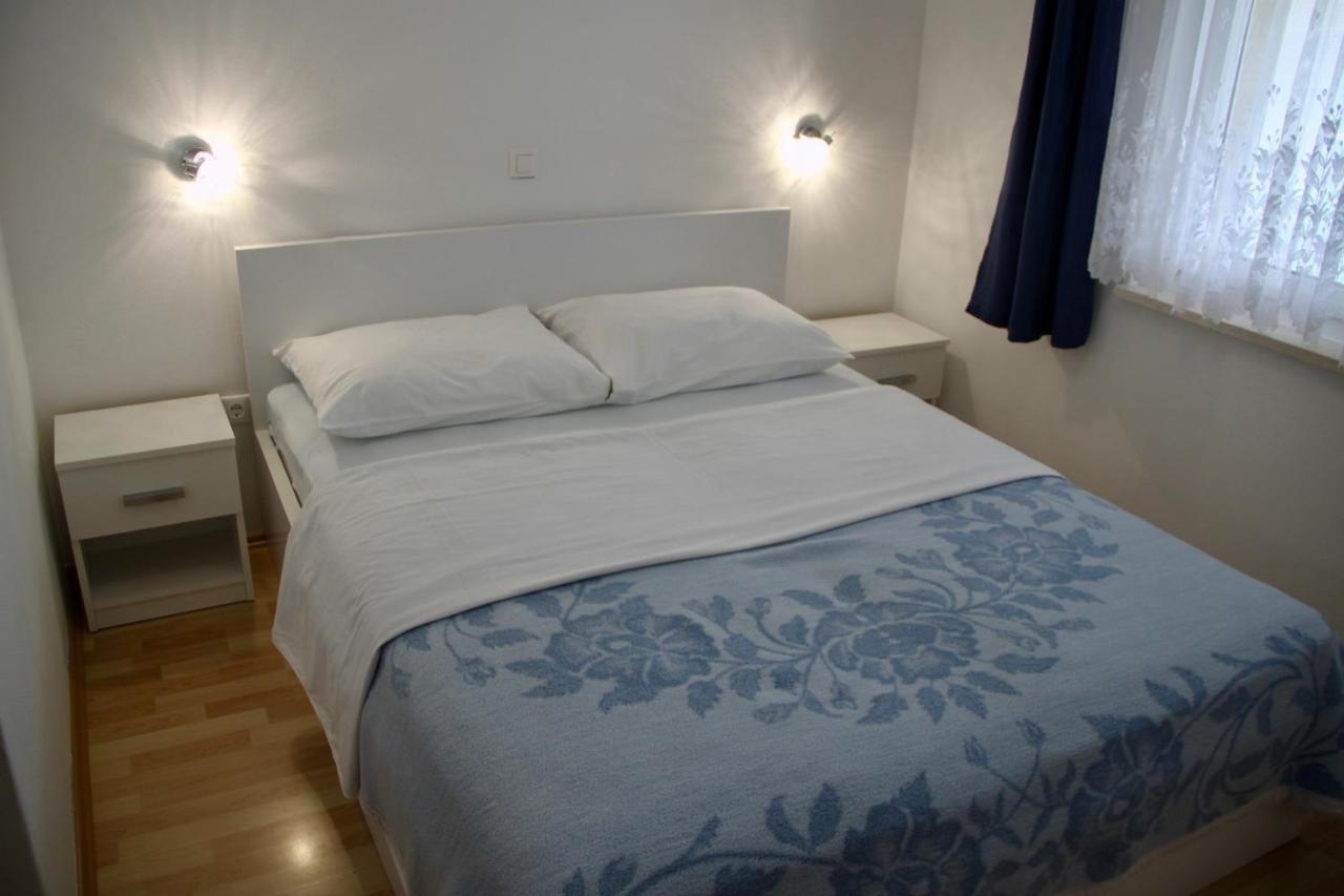 Apartments By The Sea Kneza, Korcula - 9166 Pupnat Exterior photo